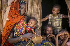 Kenya, Marsabit, nomad woman Arbe with her family